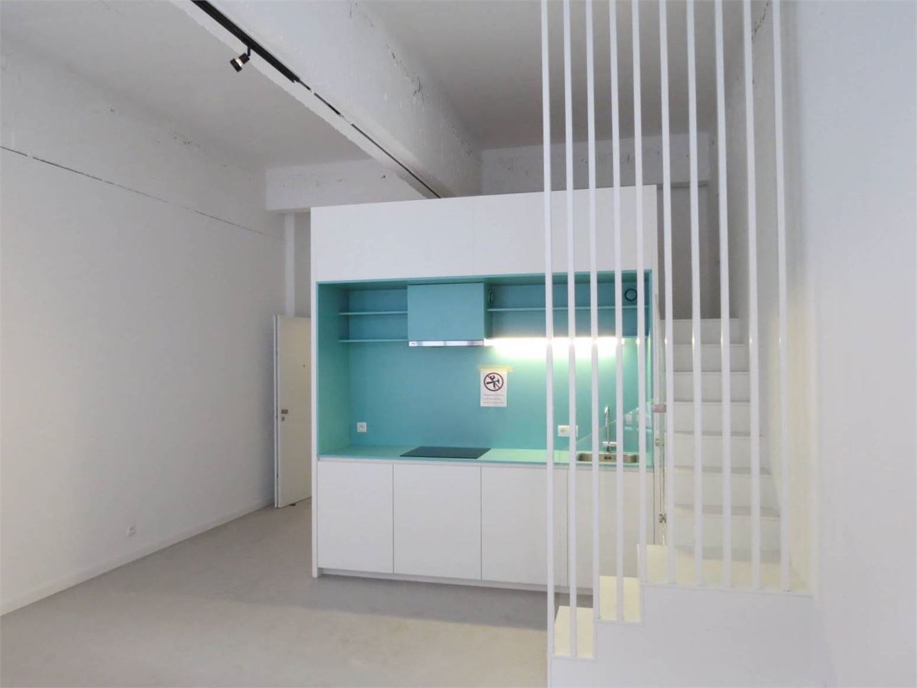 Gelijkvloerse loft in res. Hungaria! - foto 4