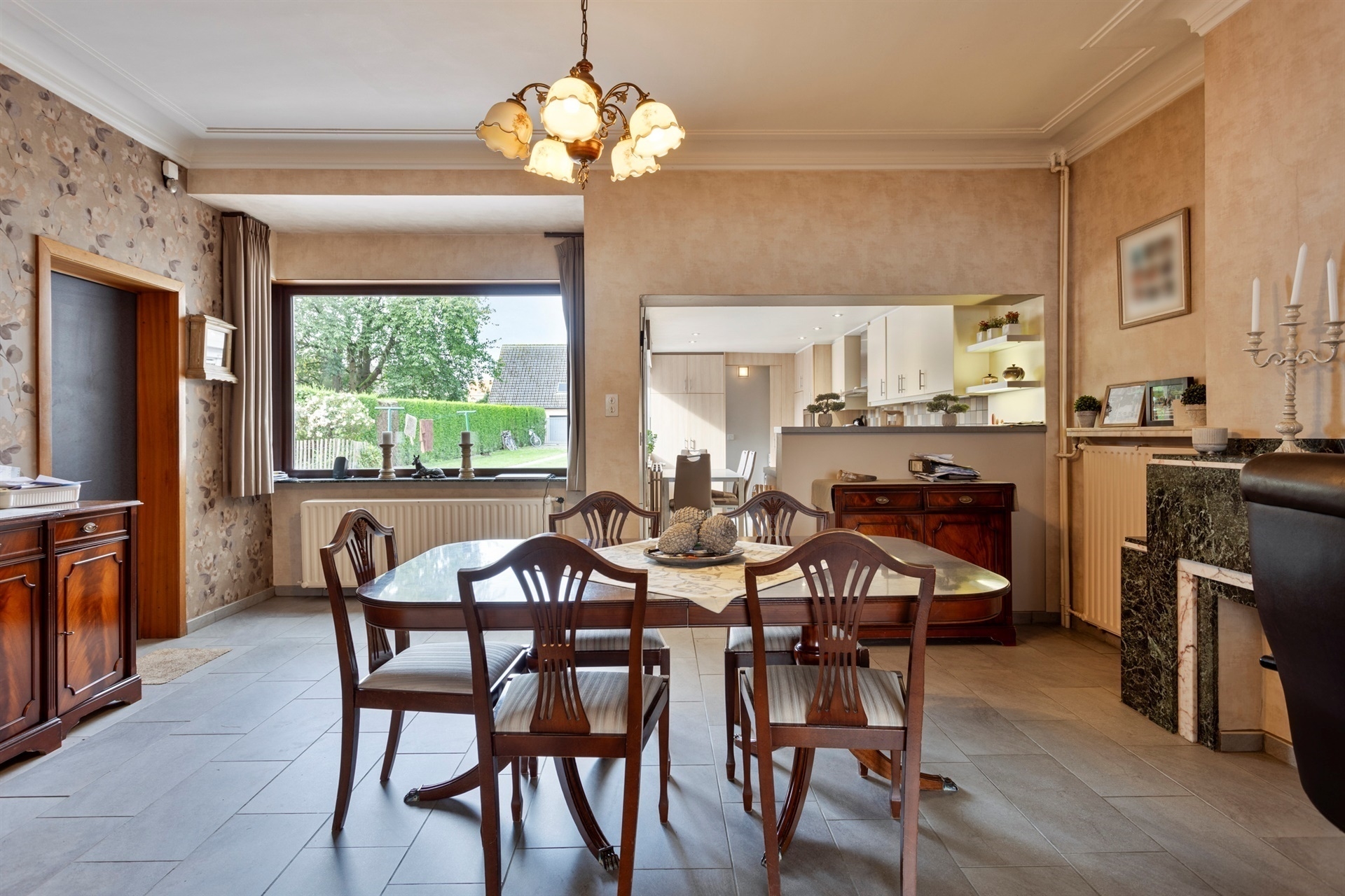 Woning met handelsruimte op commerciële topligging te Mazenzele - foto 3