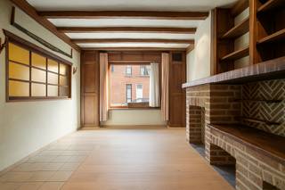 Deze stadswoning is goed gelegen in de Hendrik Consciencestraat te Heist, een mooie brede straat vlakbij de sportvelden, het warenhuis en...