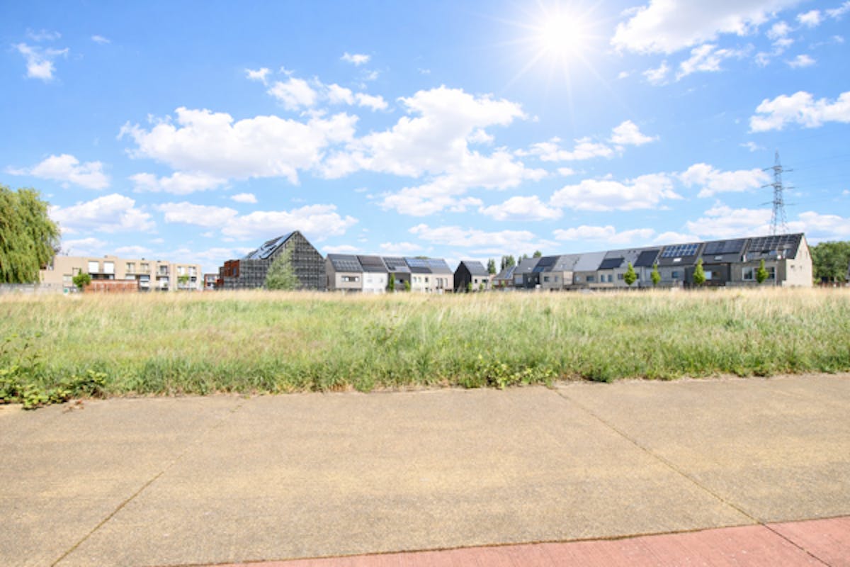 Terrain à bâtir dans un lotissement bien situé à Zwijndrecht. - photo 2