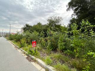 Dit perceel grond is gelegen in de Stans-Mathevestraat in Geel. Dit is een toekomstige, nieuwe verkaveling, rustig gelegen en toch op een...