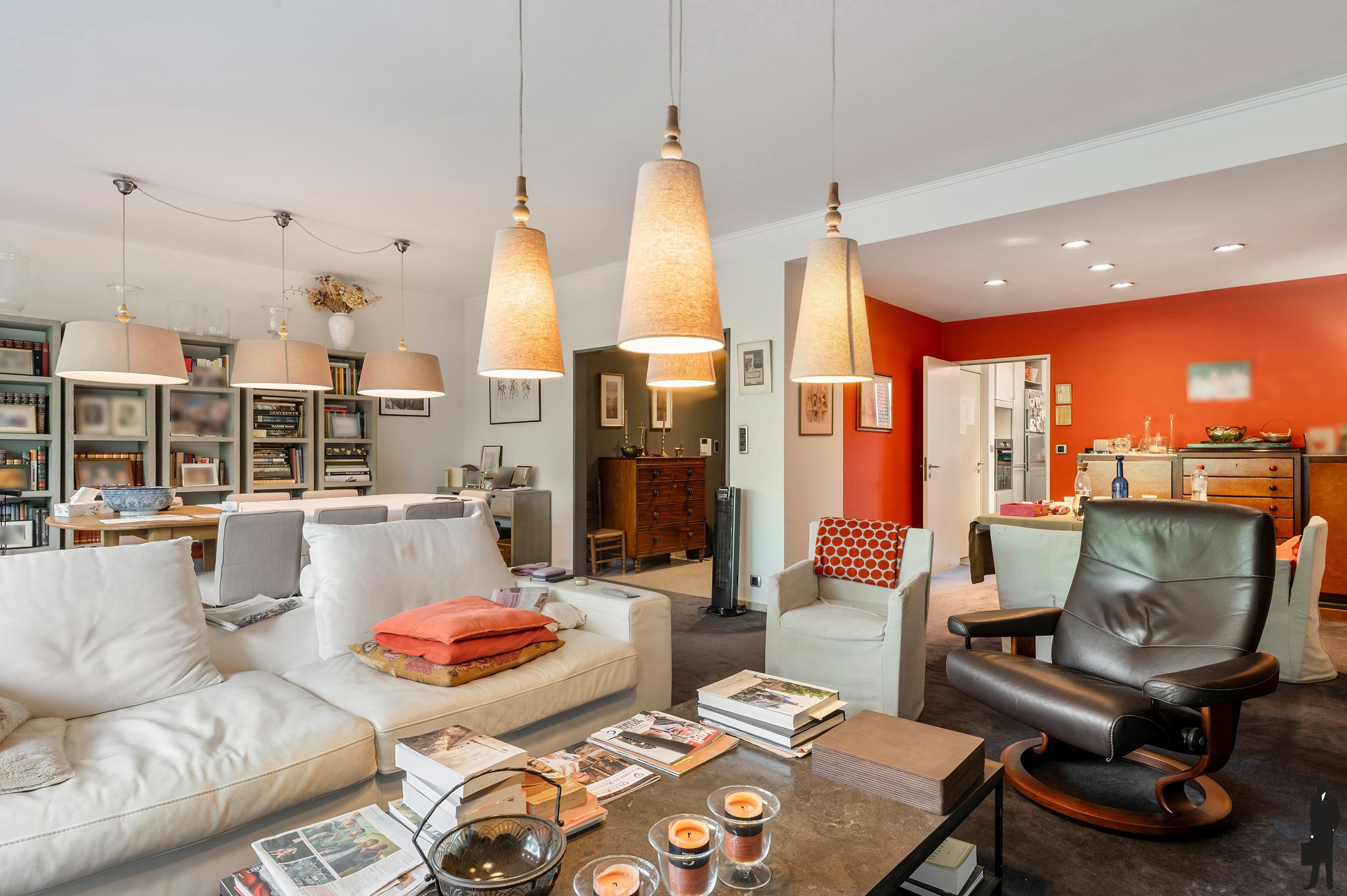 Riant en lichtrijk drieslaapkamerappartement aan het Albertpark - met terras en staanplaatsen - foto 4