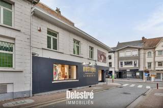 Goed gelegen karaktervolle handelseigendom, op de hoek van de Grotestraat en de Gasthuisstraat in het hartje van Geraardsbergen.Dit betreft een...