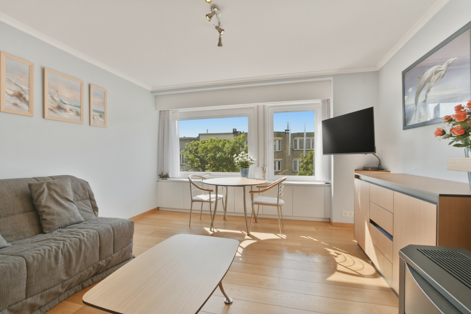 Appartement met 1 slaapkamer op centrale locatie te koop - vlakbij strand & zee! - foto 2