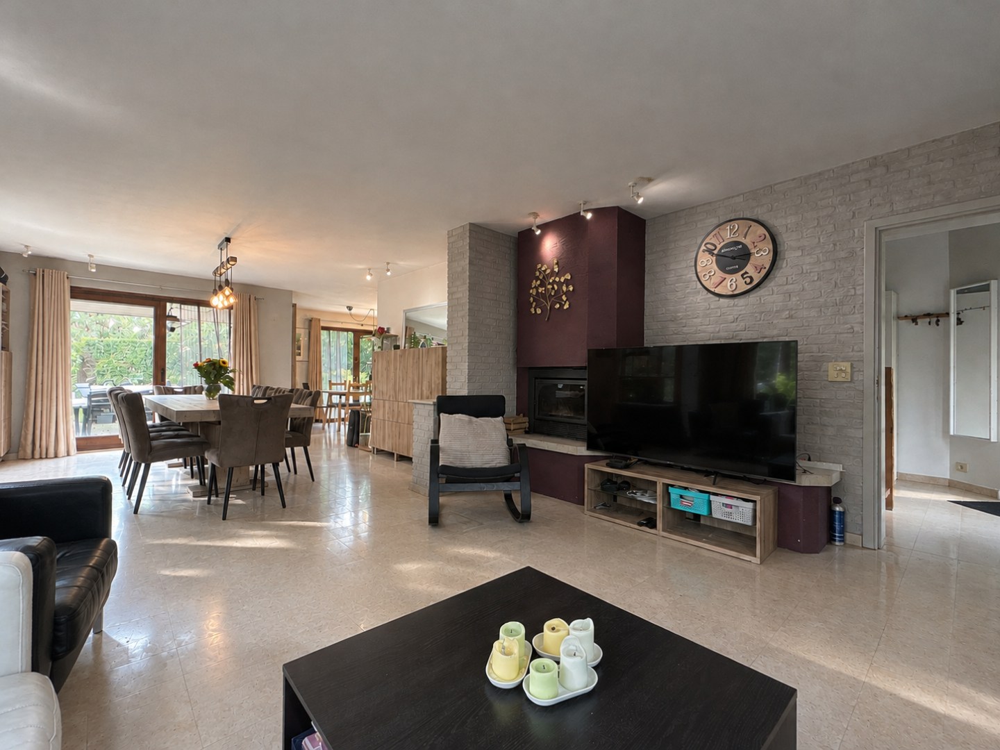 Villa met 4 slaapkamers in groene omgeving. - foto 4