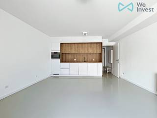 Tel: 0456 87 27 16Email: juliana.t@weinvest.beWe Invest heeft het genoegen u deze studio voor te stellen op de 4de verdieping van een gebouw met...