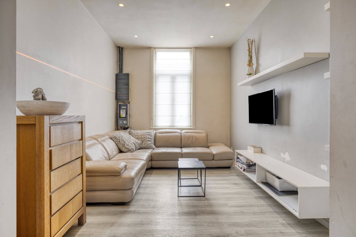 Gezinswoning met 4 slaapkamers en garage te koop in Stasegem! - foto 1