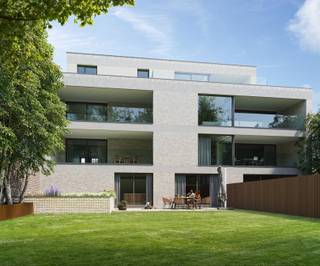 <p><span>Moderne luxe-appartementen in het centrum met ZW-gerichte terrassen. Het project bestaat uit een appartementsgebouw met vier bovengrondse bouwlagen met een gemeenschappelijke kelder waar parkeerplaatsen, fietsenstalling en bergingen voorzien zijn. In totaal zijn er 7 appartementen in dit project, twee per verdieping en een penthouse. Het project wordt gebouwd met hoogwaardige, duurzame materialen. Om aan het moderne wooncomfort te voldoen zal de nodige akoestische isolatie worden voorzien. De gebouwen worden voorzien van thermische isolatie en energiezuinige technieken om aan de geldende EPB normen te voldoen.</span></p><p><span>Elk appartement heeft 2 slaapkamers, een ruime living met aansluitend een groot zonnig terras, mooie ingerichte keuken, badkamer met douche, berging-wasplaats.</span></p><p><span> VERKOOP AAN 6% BTW mogelijk onder voorwaarden !! </span></p><p><span> De werken zijn gestart.</span></p><p><span> </span></p><p><span> </span></p><p><span> </span></p><p><span> </span></p><p><span> </span></p><p><span> </span></p><p><span> </span></p><p><span> </span></p><p><span> </span></p><p><span> </span></p><p><span> </span></p><p><span> </span></p><p><span><br /><br /></span></p><p><span> </span></p><p><span> </span></p><p><span> </span></p><p><span> </span></p><p><span> </span></p><p><span> </span></p><p><span> </span></p><p><span> </span></p><p><span> </span></p><p><span> </span></p><p><span> </span></p><p><span> </span></p><p><span> </span></p><p><span> </span></p><p><span> </span></p><p><span> </span></p><p><span> </span></p><p><span> </span></p><p><span> </span></p><p><span> </span></p><p><span> </span></p><p><span> </span></p><p><span><br /><br /><br /></span></p><p><span>Beschrijving </span></p><p><span>VERKOOP AAN 6% BTW m</span><span>ogelijk onder voorwaarden !</span></p>