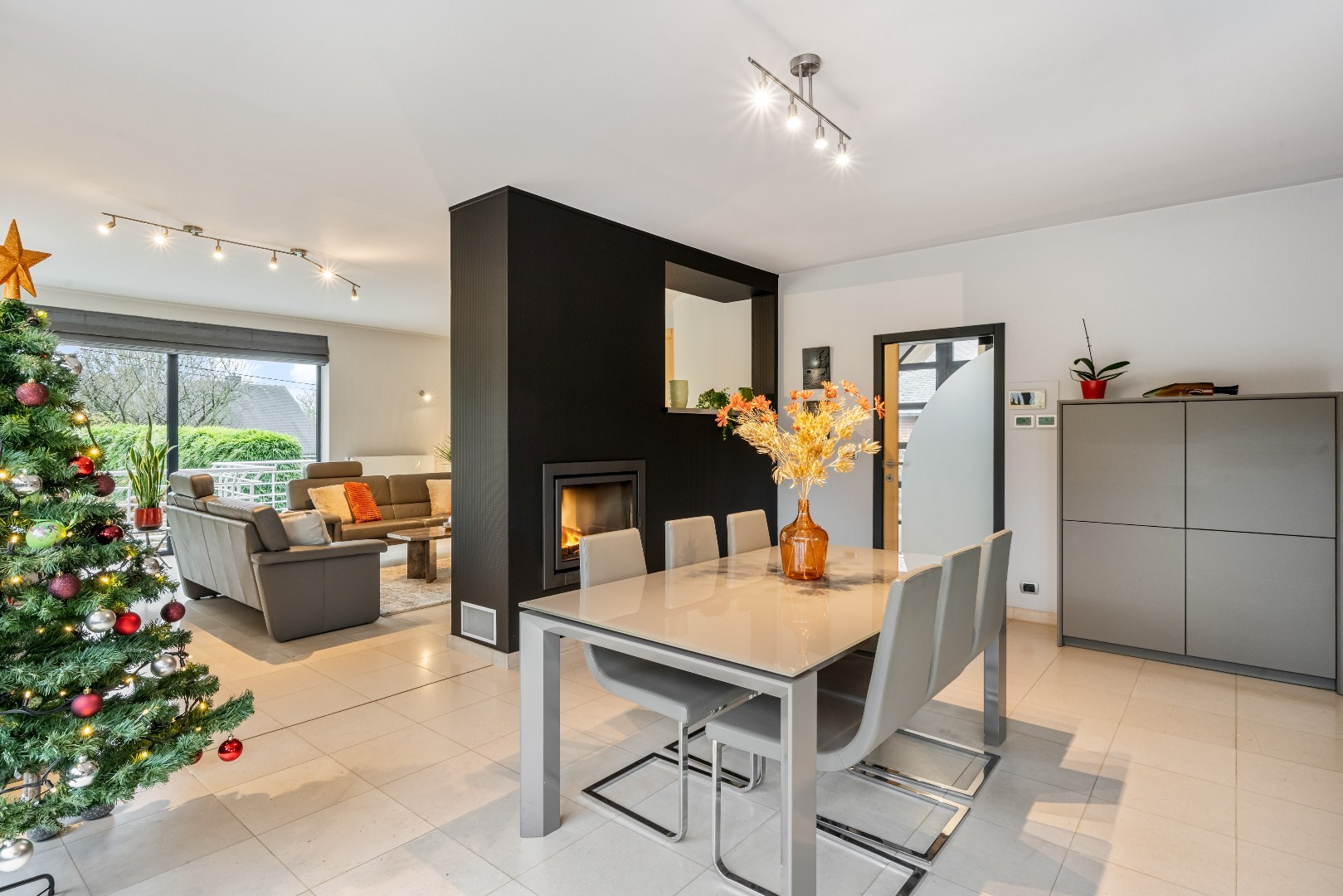 Gezellige, lichtrijke woning met vele extra's ! - foto 2