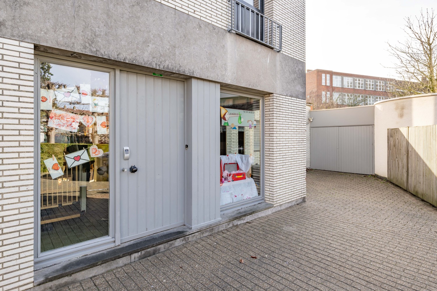 Halfopen woning met garage te Meulebeke. - foto 2