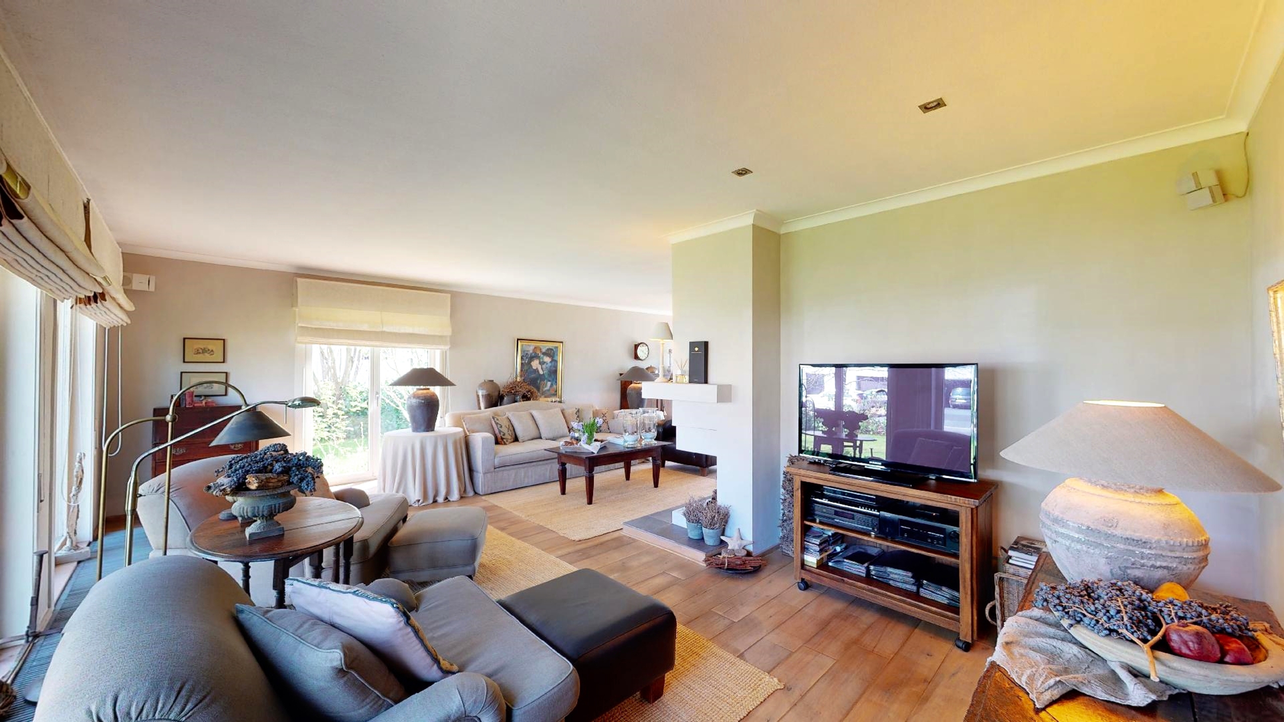 Woning met 3 slpks gelegen op een perceel van 1950 m² - foto 4