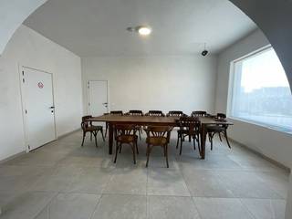 Gelegen in het centrum van Wielsbeke met vlotte verbinding naar de belangrijkste invalswegen. Duurzaam gerenoveerd en uiterst...