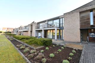 BIJ INTERESSE AUB UITSLUITEND REAGEREN VIA = https://immogoffin.mijnhuurprofiel.be/property/0fdb26db-6295-470f-88b6-4f3503b3dafcDit ruime...