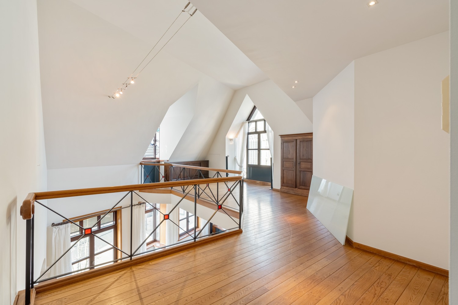 Uniek dakappartement met zicht op de Grote Markt – 299 m² wooncomfort in hartje Tienen - foto 5