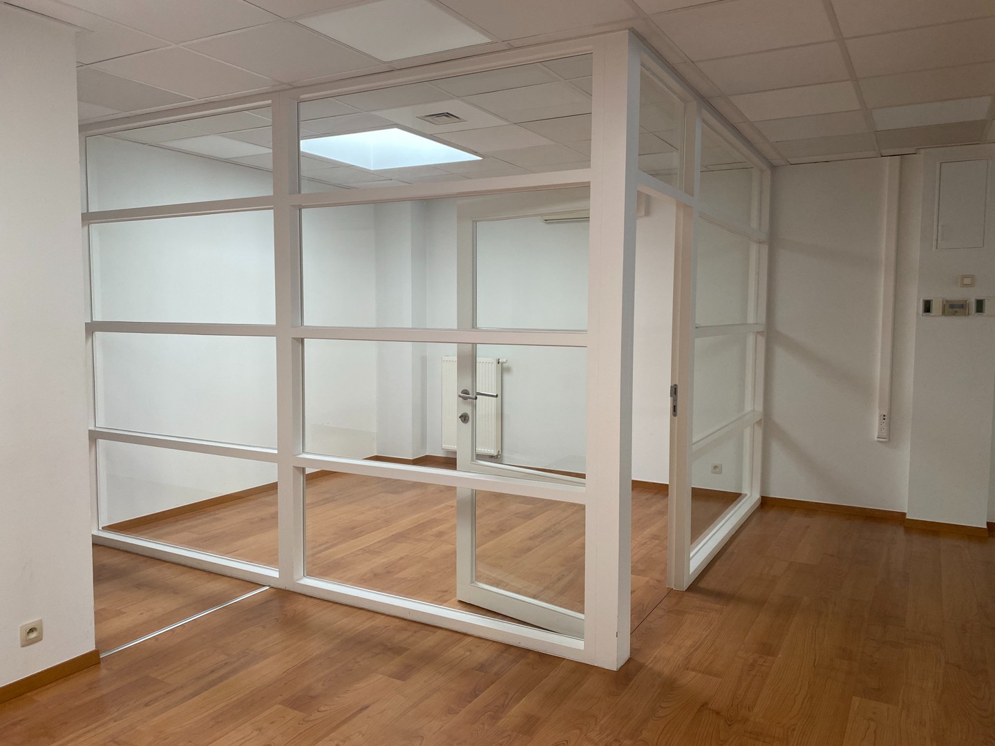 Commercial for rent in Eeklo - photo 4