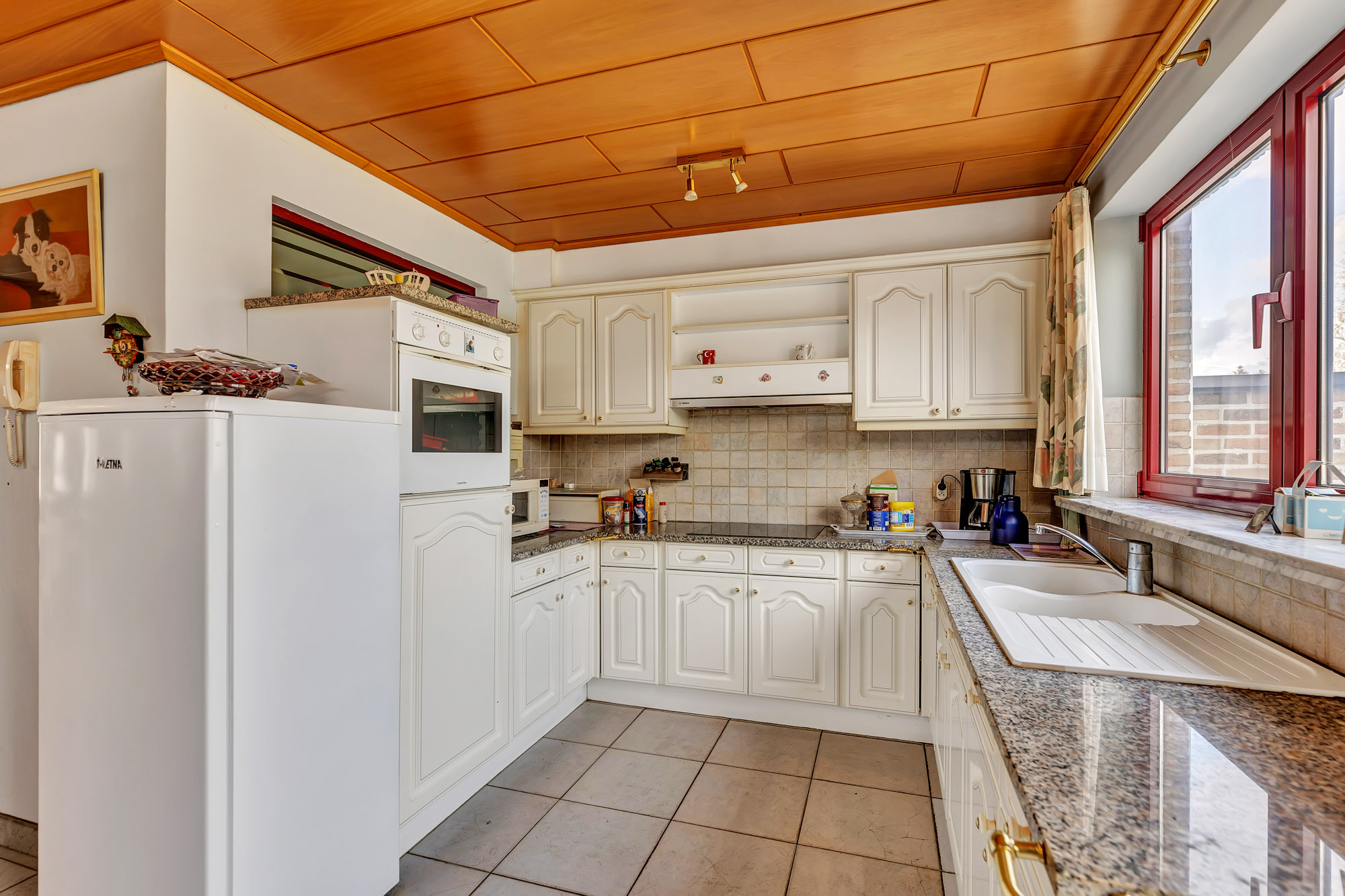 Bel-etage woning met 3 slaapkamers, garage en tuin - foto 5