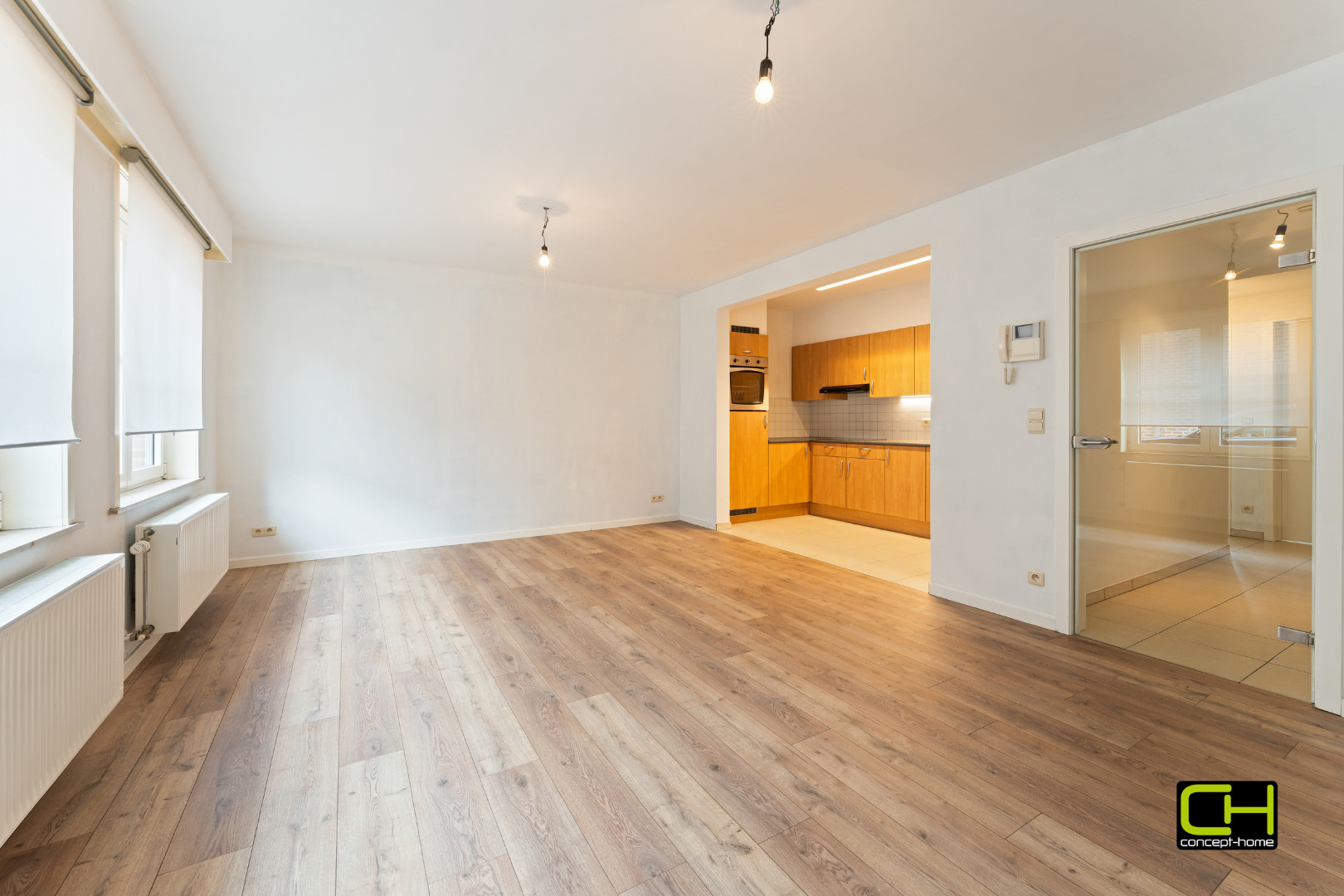 Instapklaar 2 kamerappartement met groot terras en prive parkeerplaats - foto 2