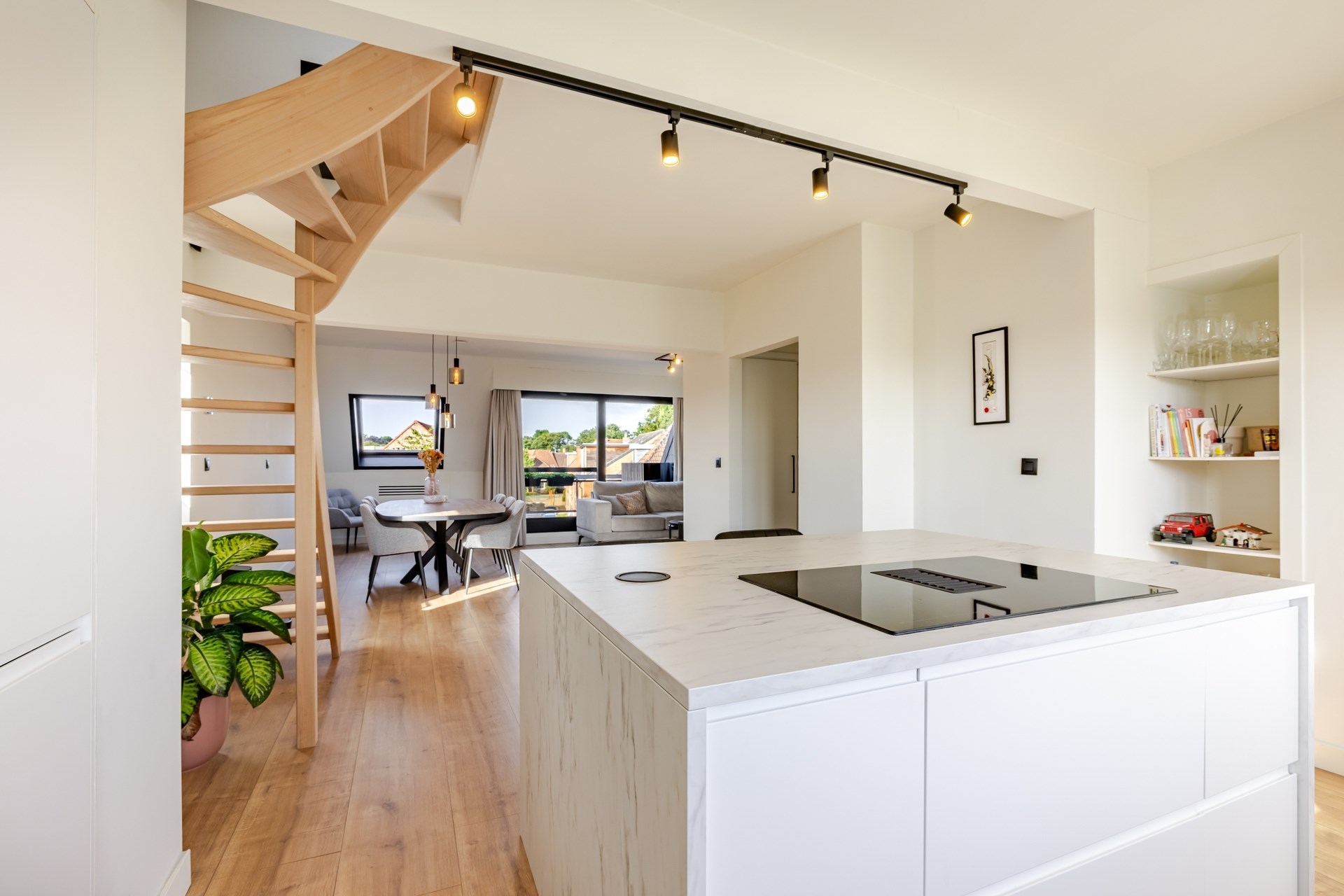 Prachtig gerenoveerd appartement in de dorpskern! - foto 5