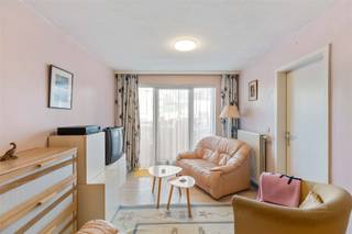 Instapklaar gelijkvloers appartement op de Kustbaan – Sint-IdesbaldHandig en gezellig appartement op toplocatie in residentie Diga Verde, op...