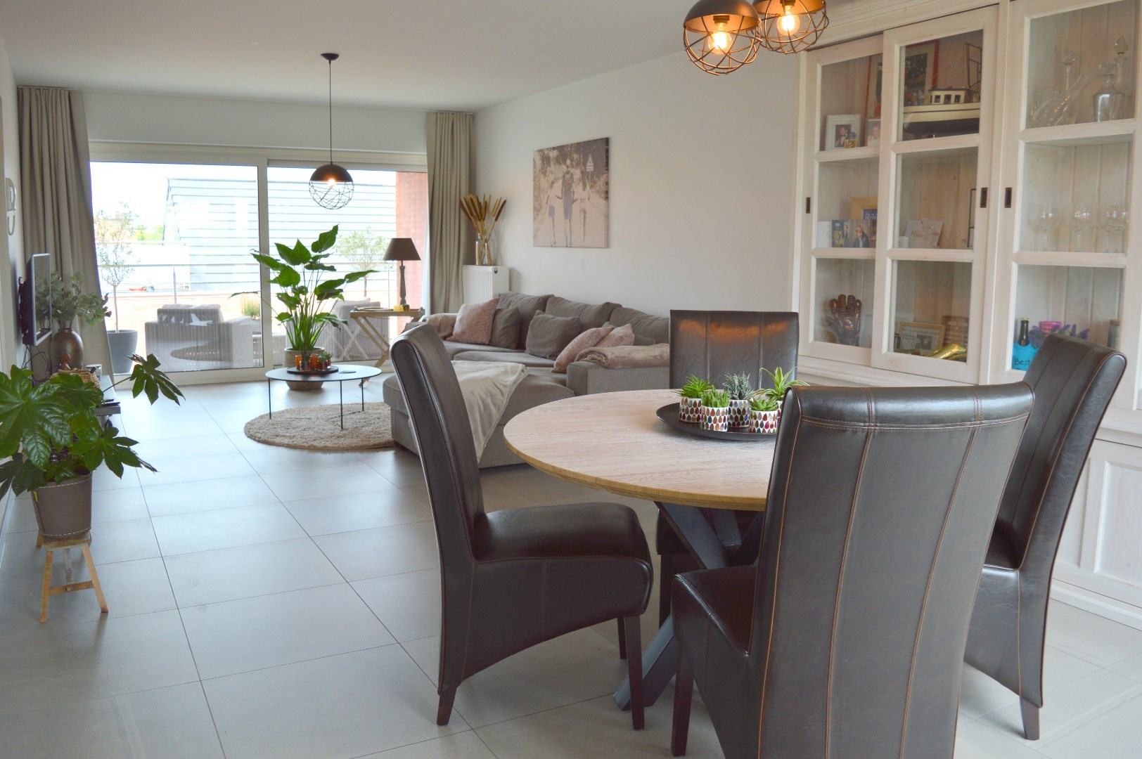 Prachtig appartement met 2 slaapkamers in Kortrijk - foto 5