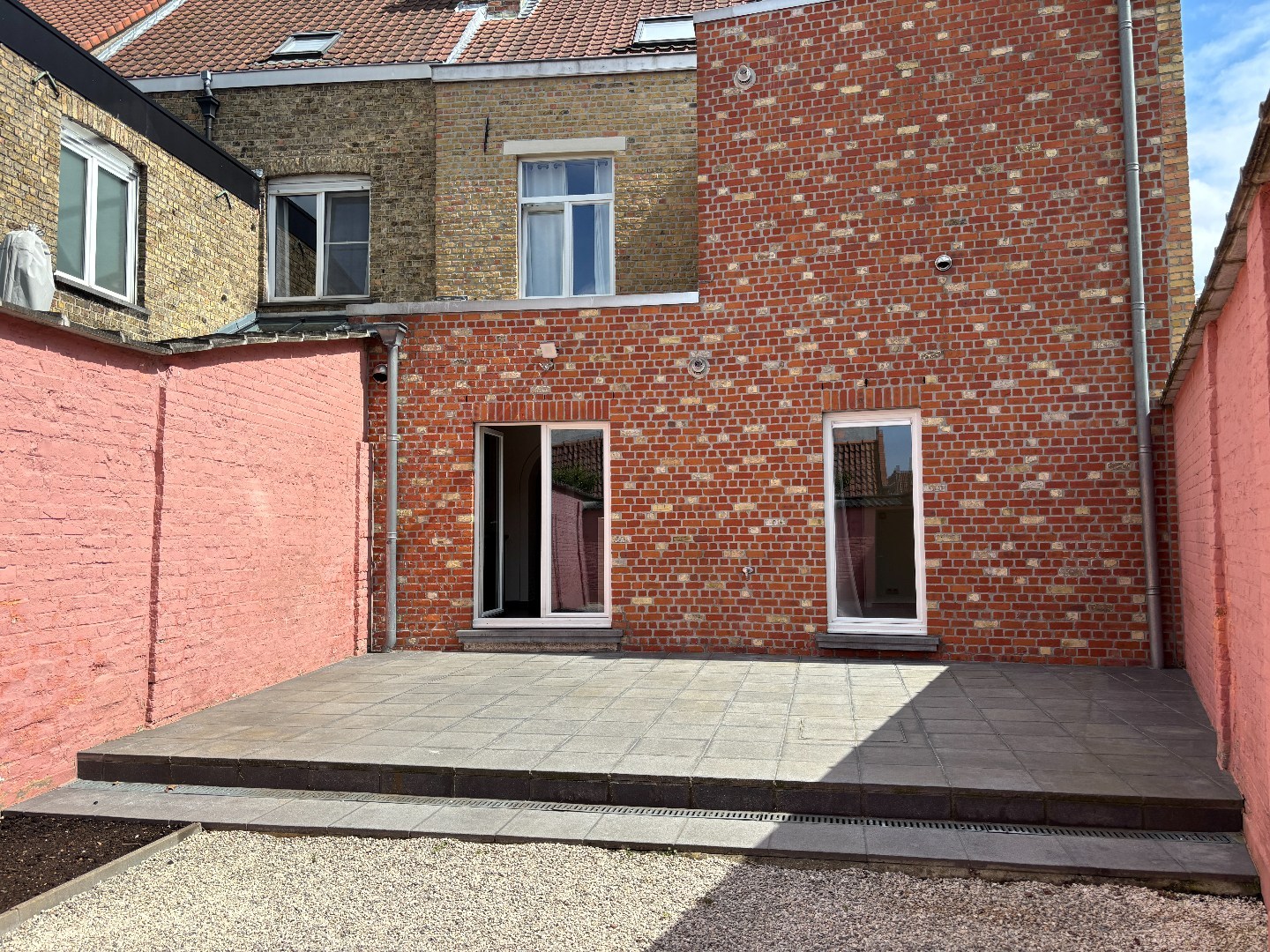 Modern appartement met 2 slaapkamers en ruim  terras - foto 2