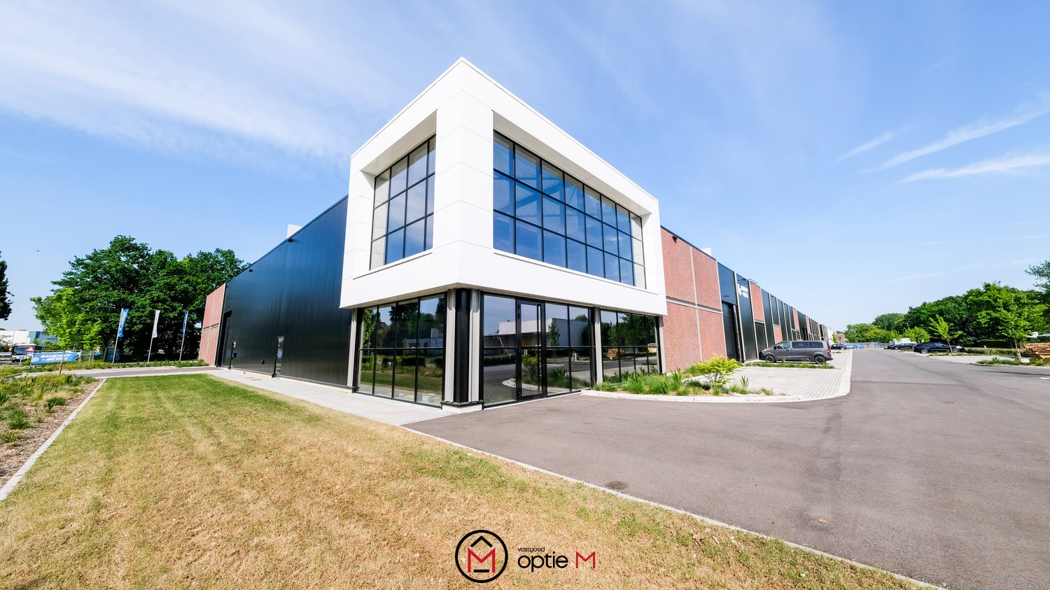 Commerciële KMO-unit met kantoren op toplocatie in Hasselt - foto 1