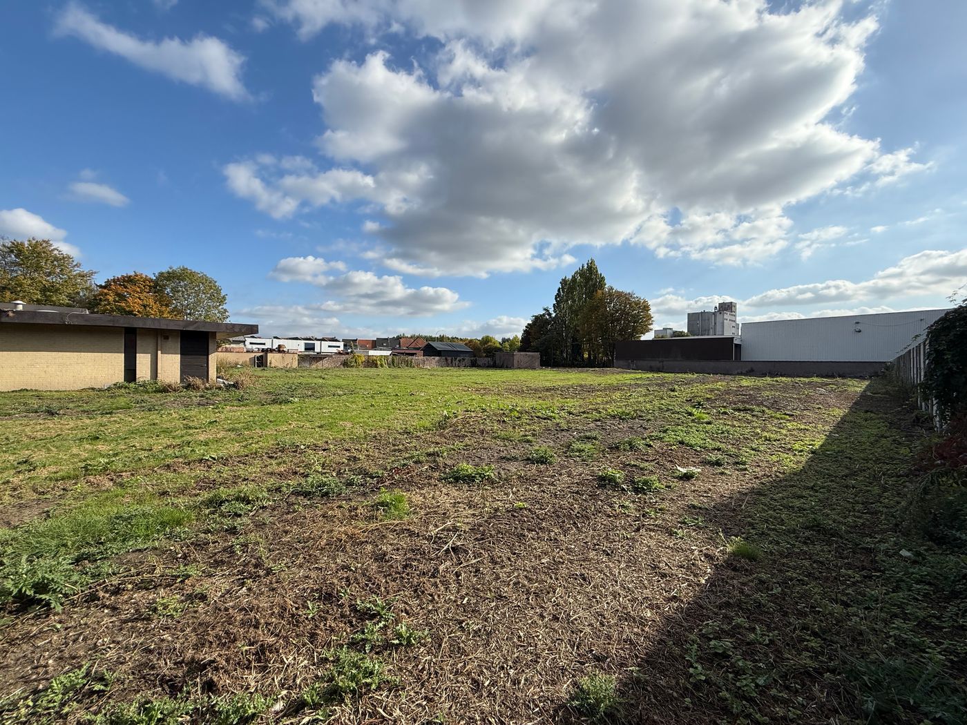 Industriegrond met reeds goedgekeurde vergunning - photo 3