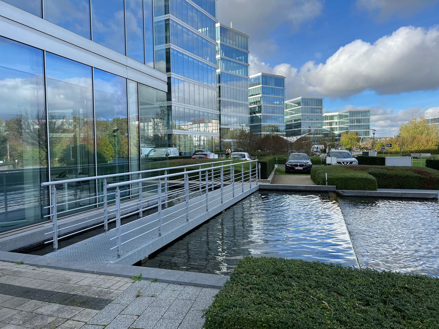 1.818 m² kwalitatieve kantoorruimte nabij de R0 te Zaventem - photo 4