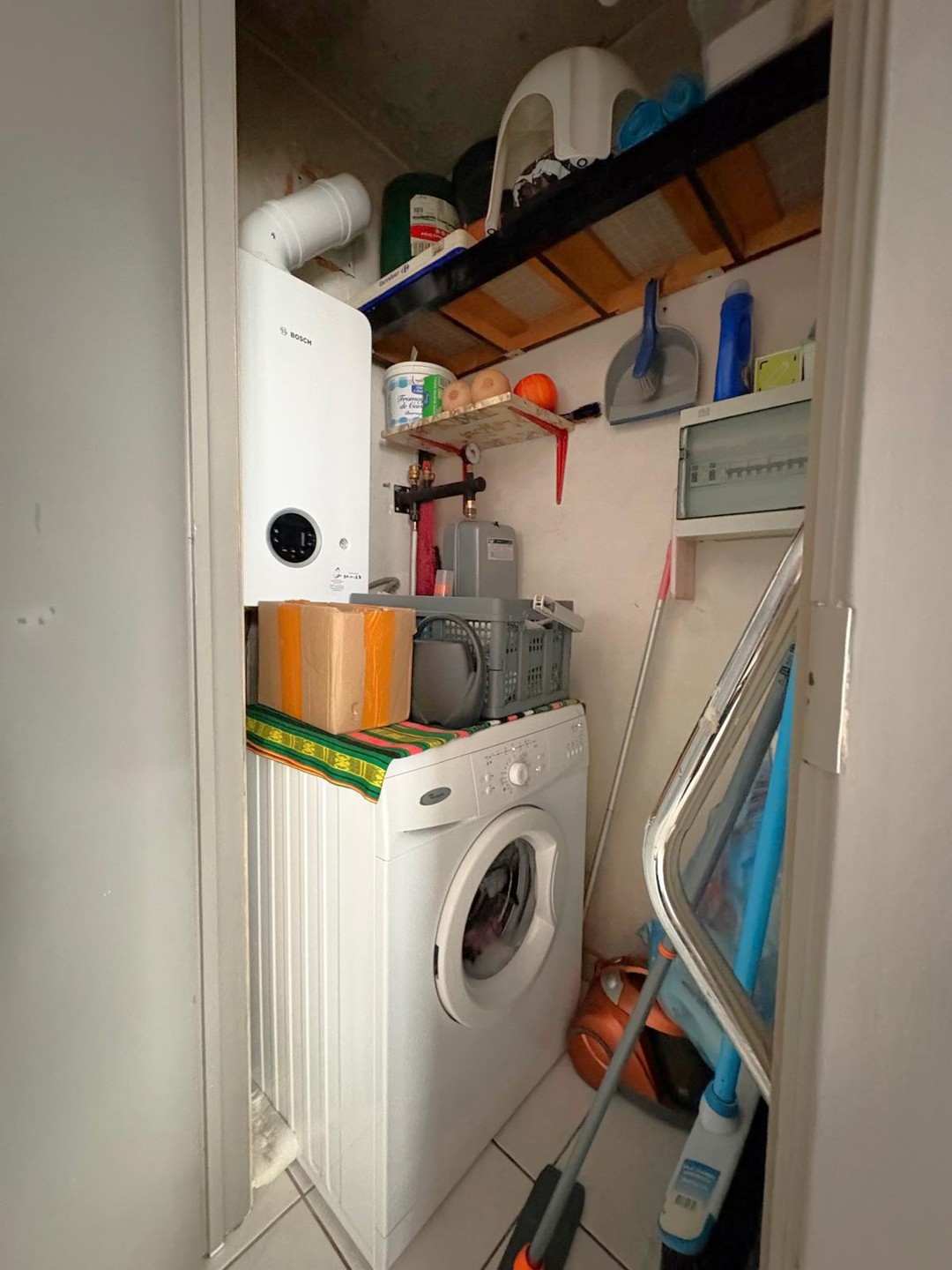 Verhuurd 1 slaapkamer appartement met parking. - foto 4