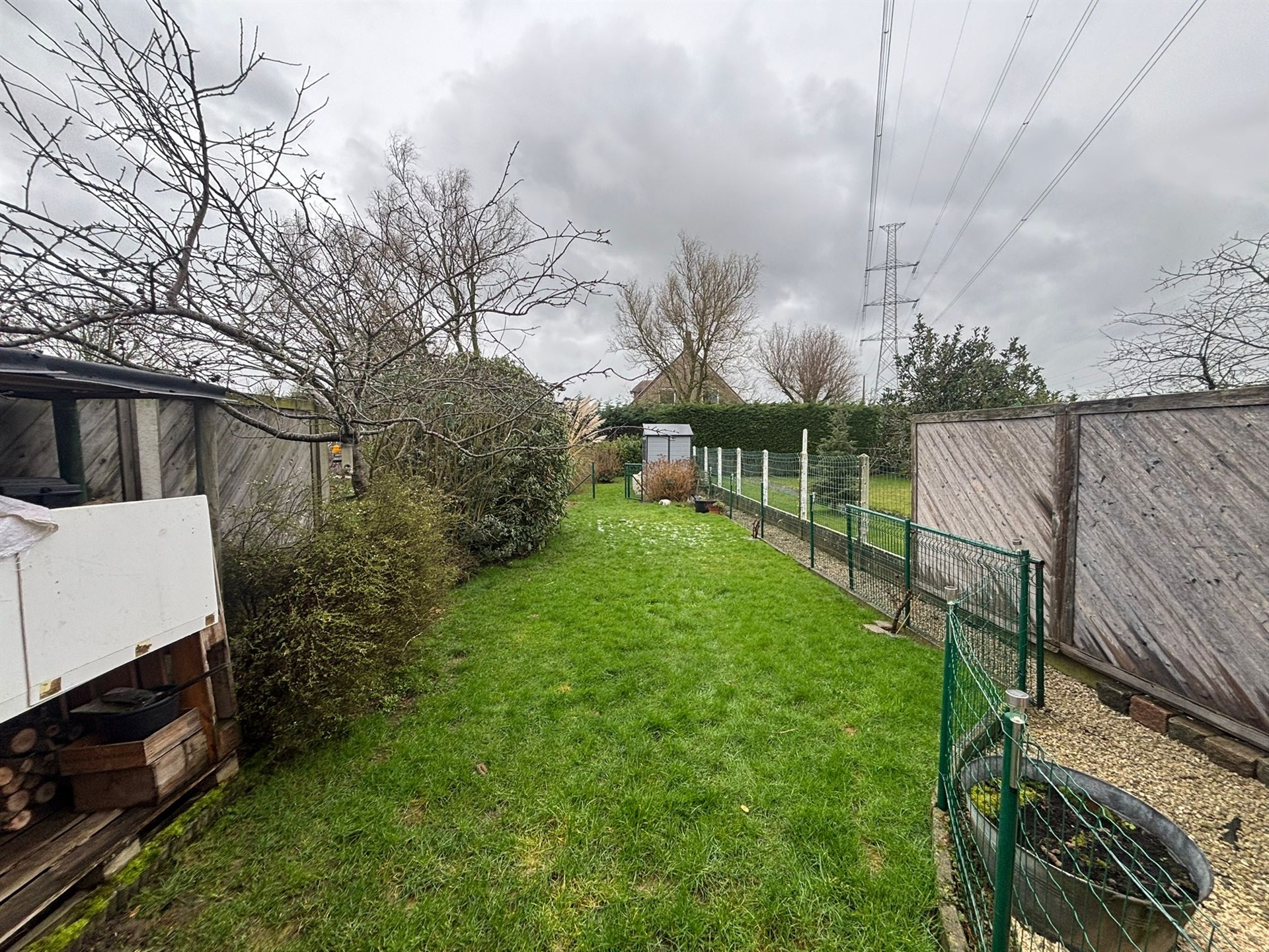 Woning met garage en tuin in alle rust! - foto 3