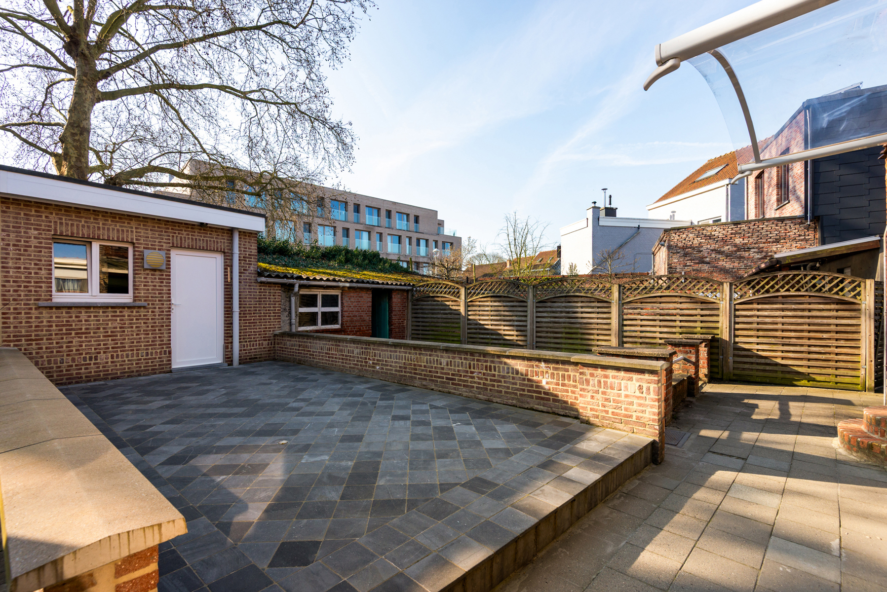 Instapklaar rijhuis met 2 slpk, terras en potentieel in Rumst - foto 4