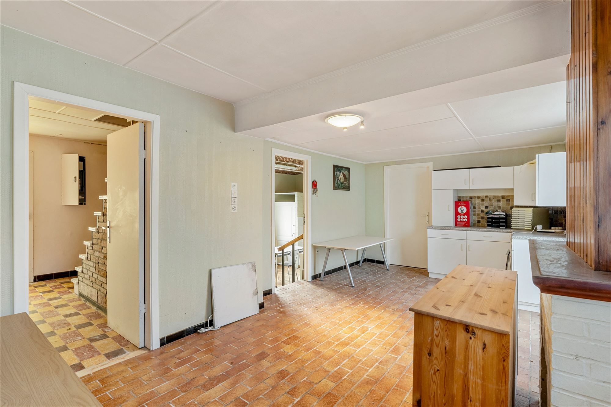 Charmante te renoveren woning met potentieel - foto 4