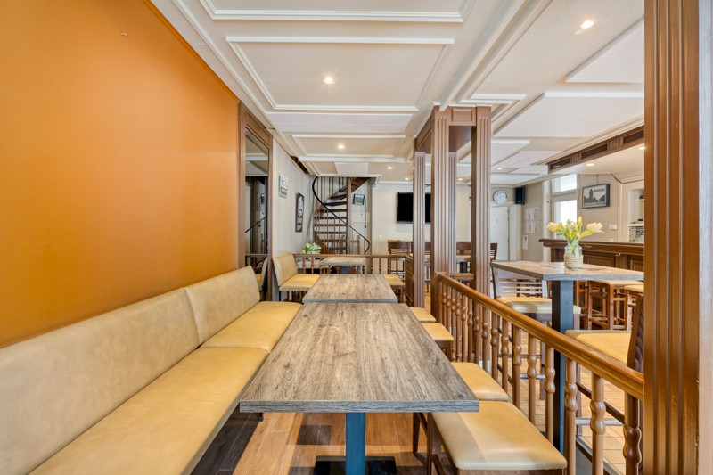 Handelspand met woonmogelijkheid en tuin – ideaal voor renovatie of herontwikkeling - foto 4