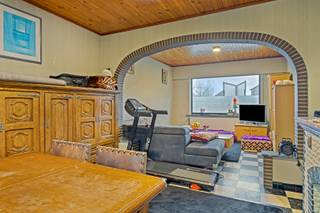 Deze op te frisse ruime woning is rustig gelegen in Mol-Millegem met goede bereikbaarheid naar het station, scholen, lokale winkels, ..., en heeft...