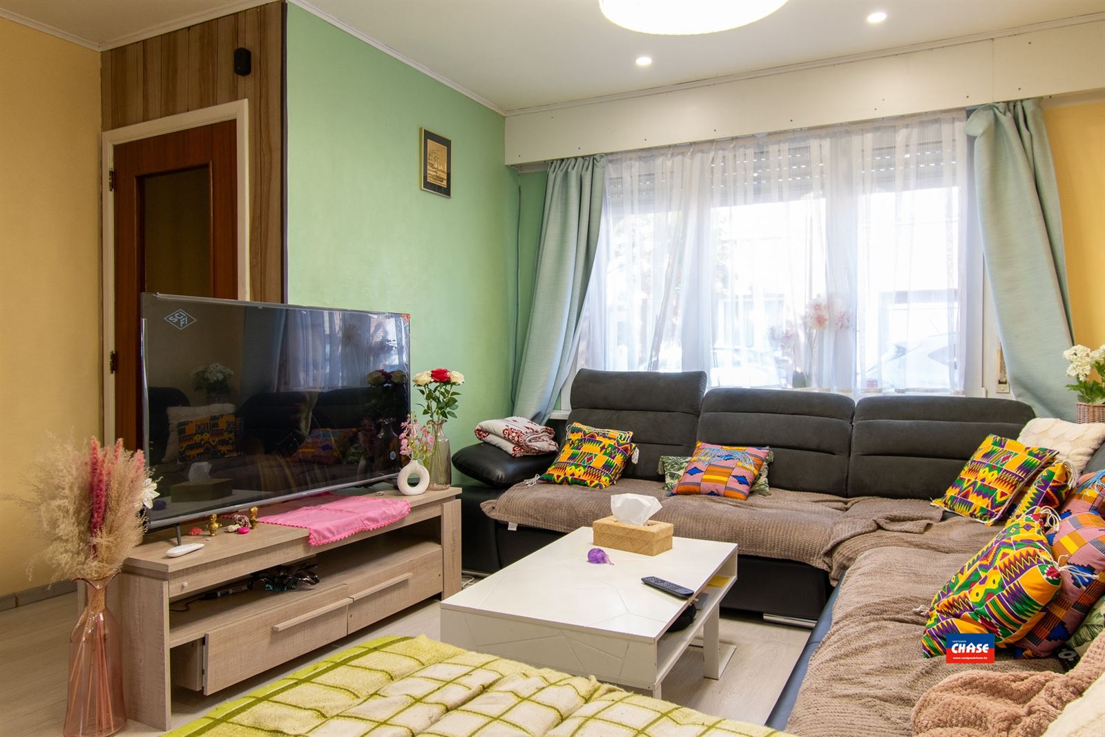 Op te frissen woning met 3 slpks, zolder en tuin - foto 4