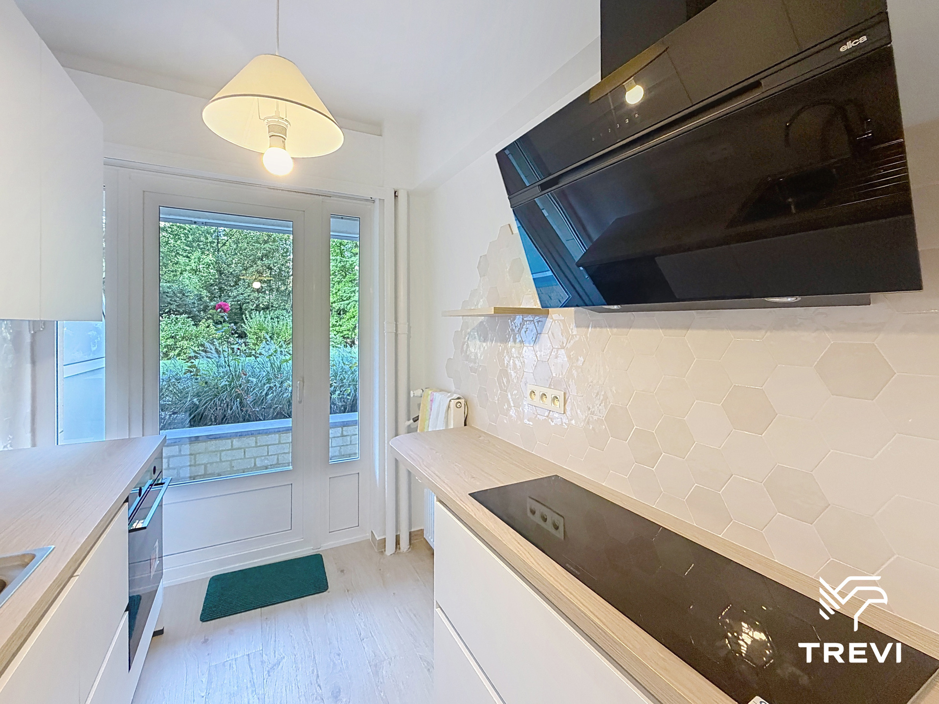 WATERMAAL-BOSVOORDE – Schitterend opgefrist 1-slpk + terras! - foto 5