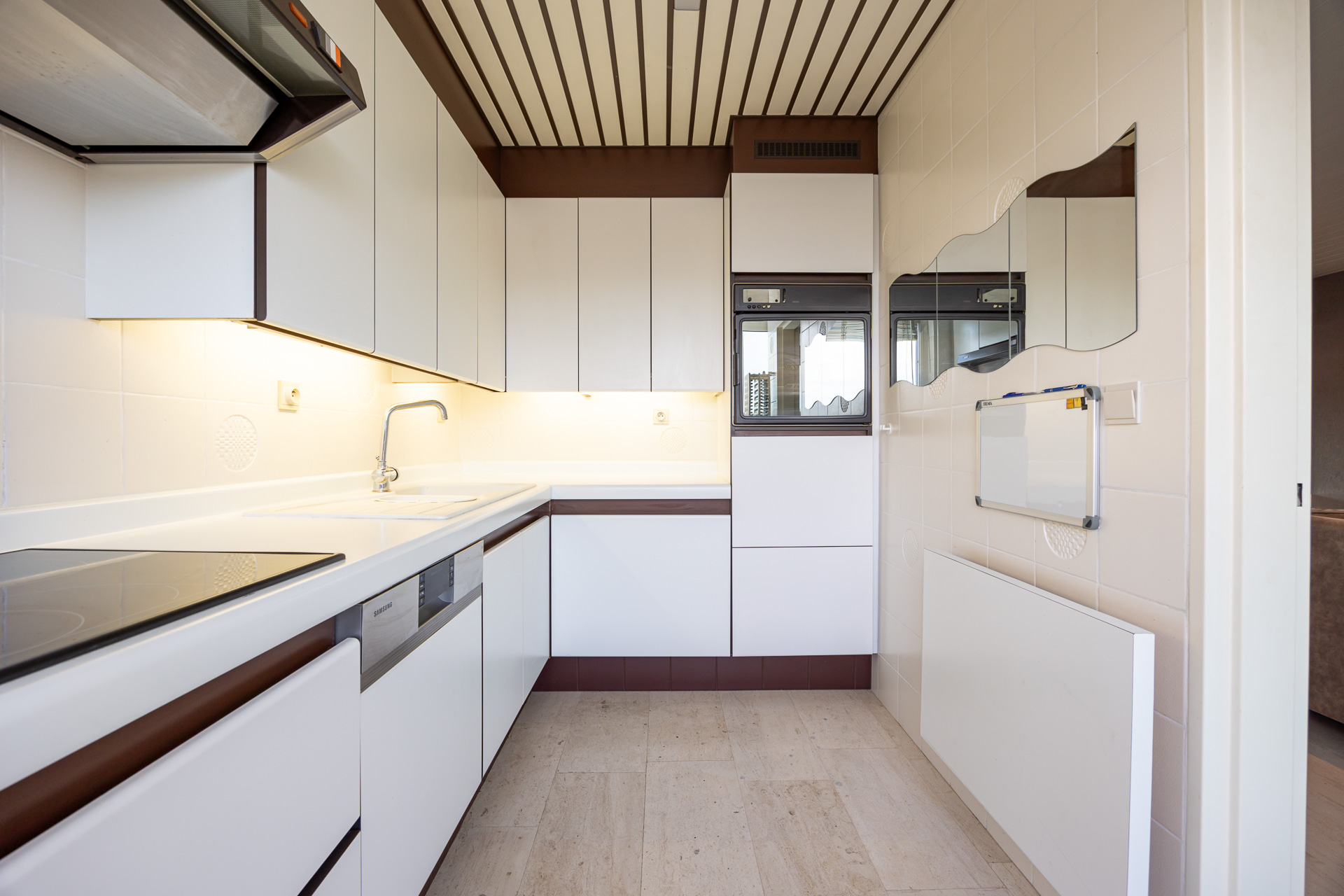 Lichtrijk appartement met drie slaapkamers in Hemiksem! - foto 5