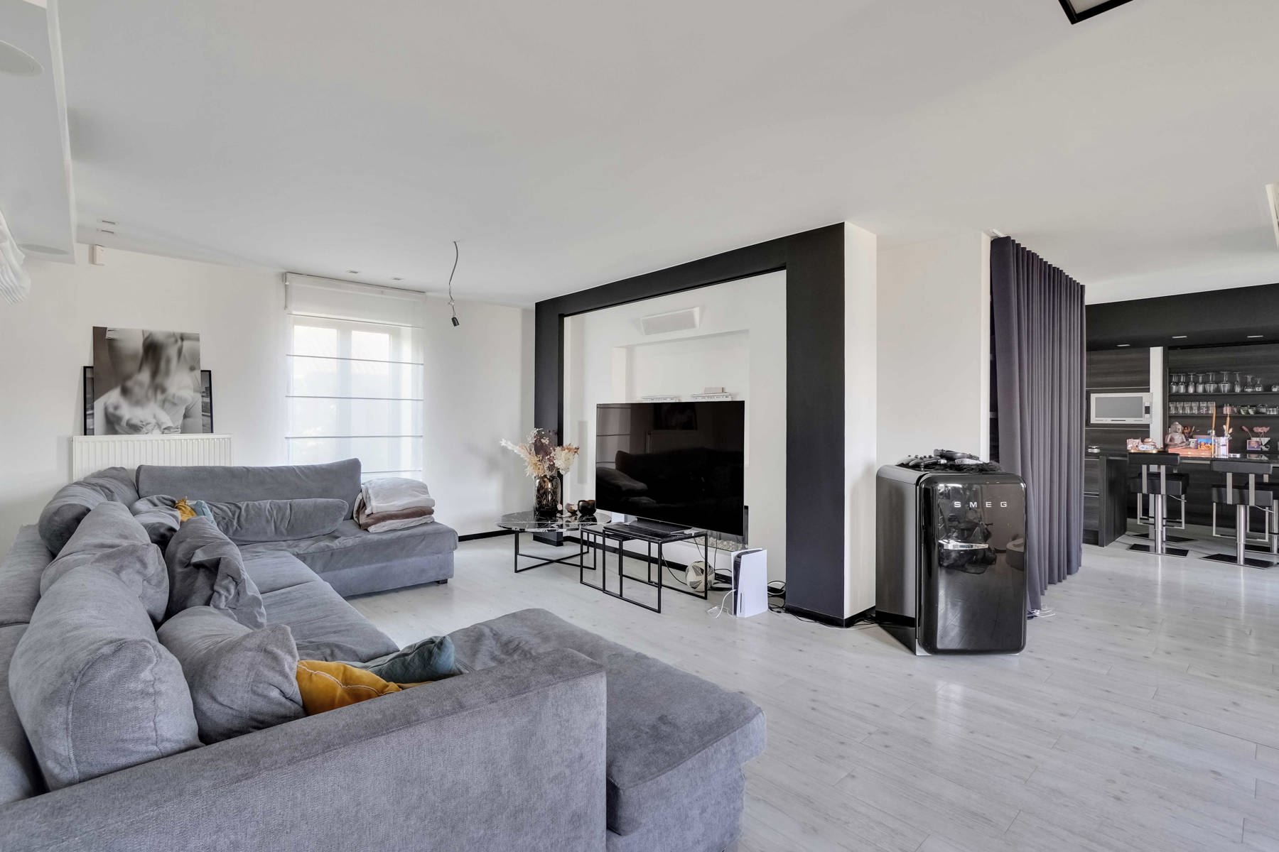 Ruime moderne loft met 3 slaapkamers te Bilzen - foto 4