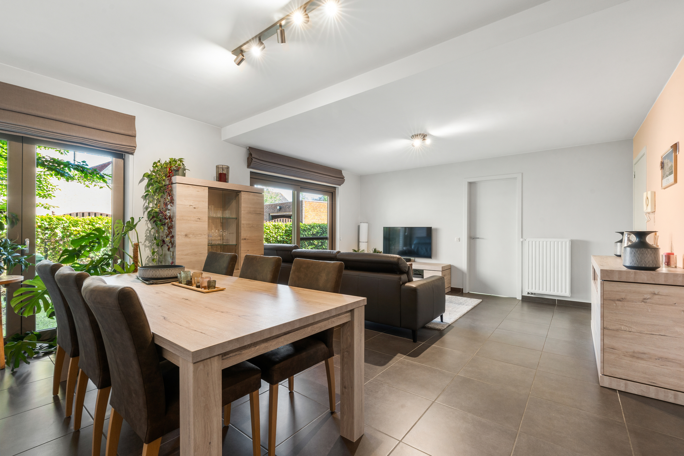 Apartment for sale in Sint-Niklaas with 2 bedrooms - photo 4