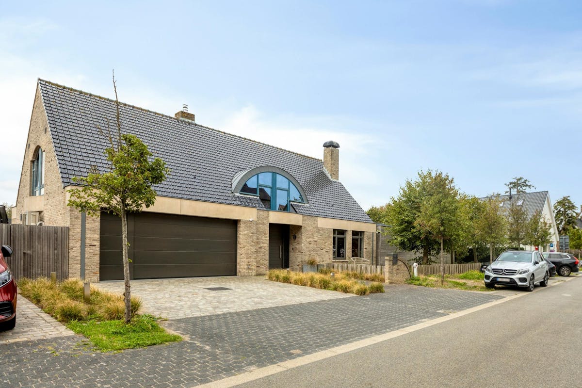 Exclusieve villa met 4 slaapkamers en zwembad te Koksijde - foto 1