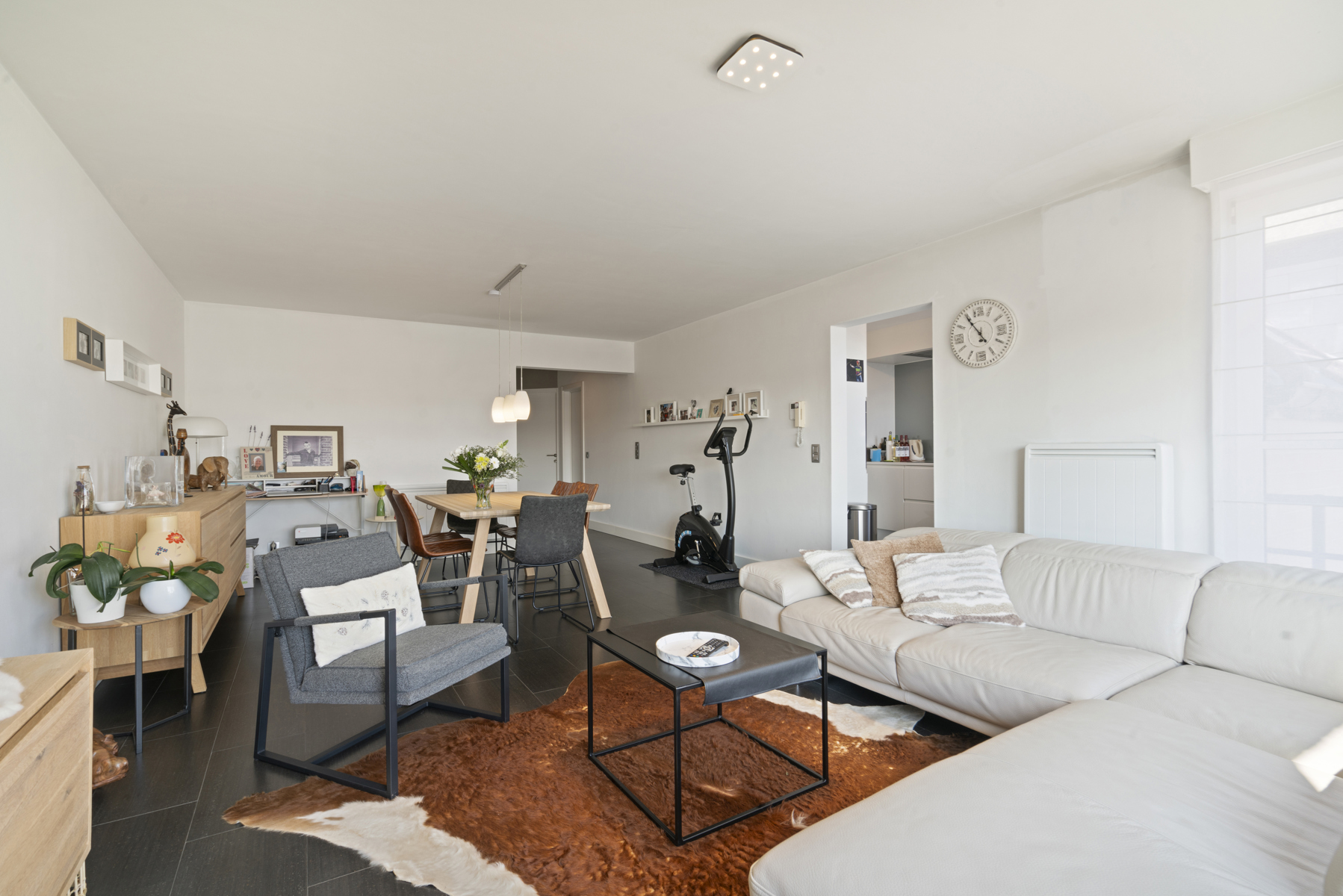 Instapklaar appartement met twee slaapkamers - foto 1