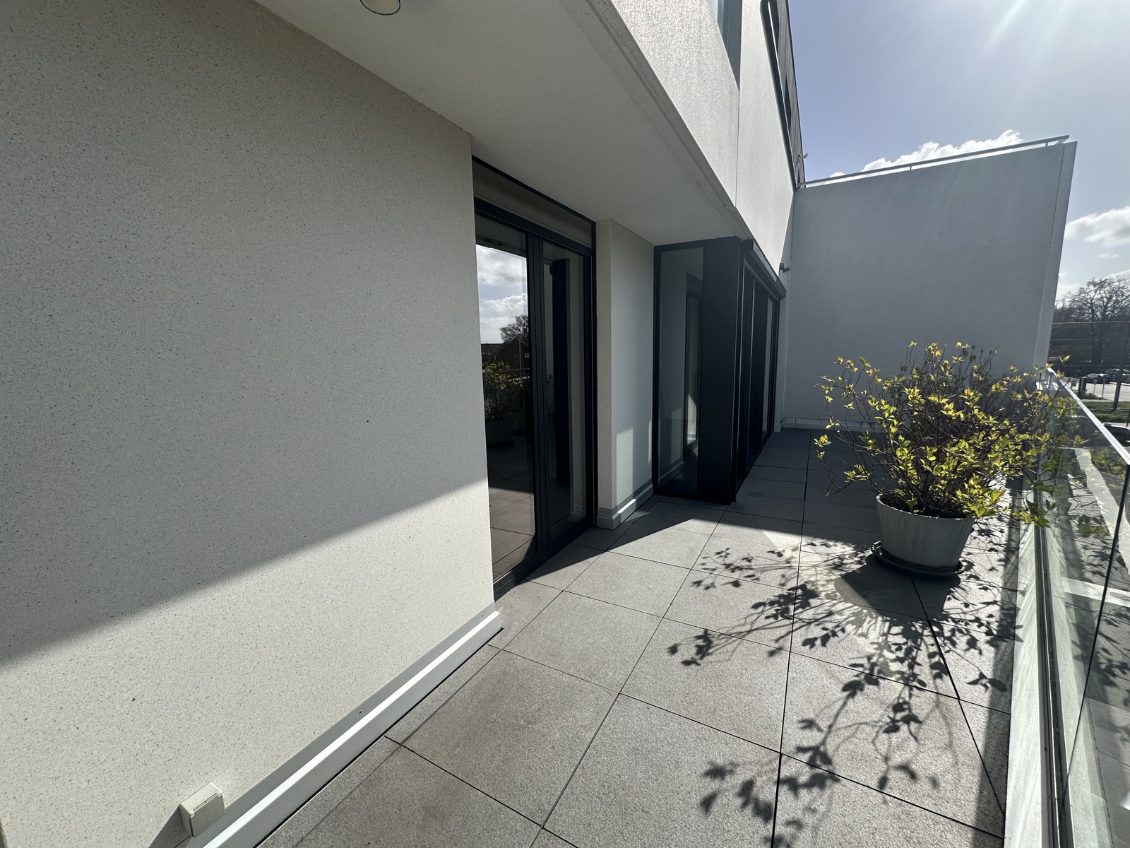 Modern appartement met garagebox en zonnig terras in Loppem - foto 2