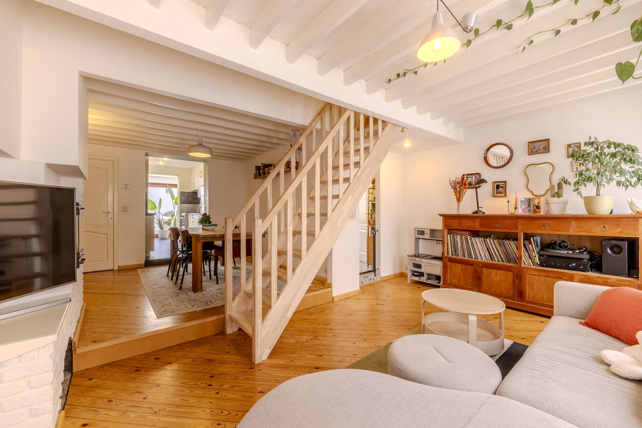 Centraal gelegen bel-etagewoning met 3 parkeerplaatsen! - foto 5