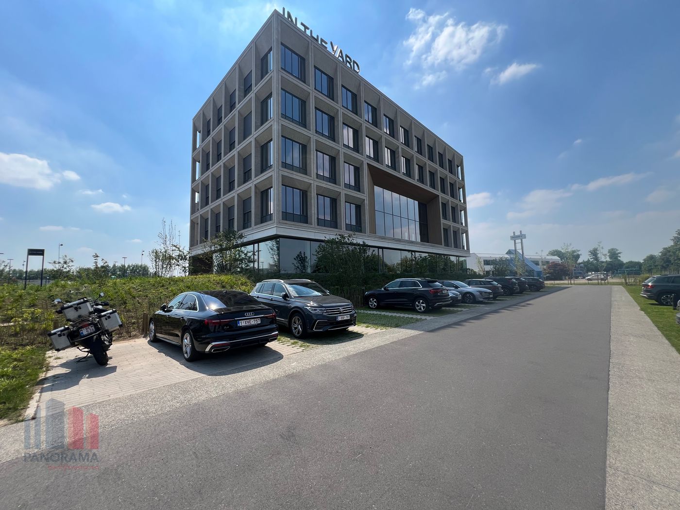 4 werkplaatsen op toplocatie In The Yard business centrum nabij E40 - foto 5