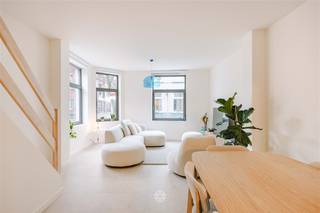 GHENT - Maison rénovée de qualité au cœur de Gand Vous êtes à la recherche d'une maison rénovée et lumineuse au cœur de Gand ? Atouts principaux : *...