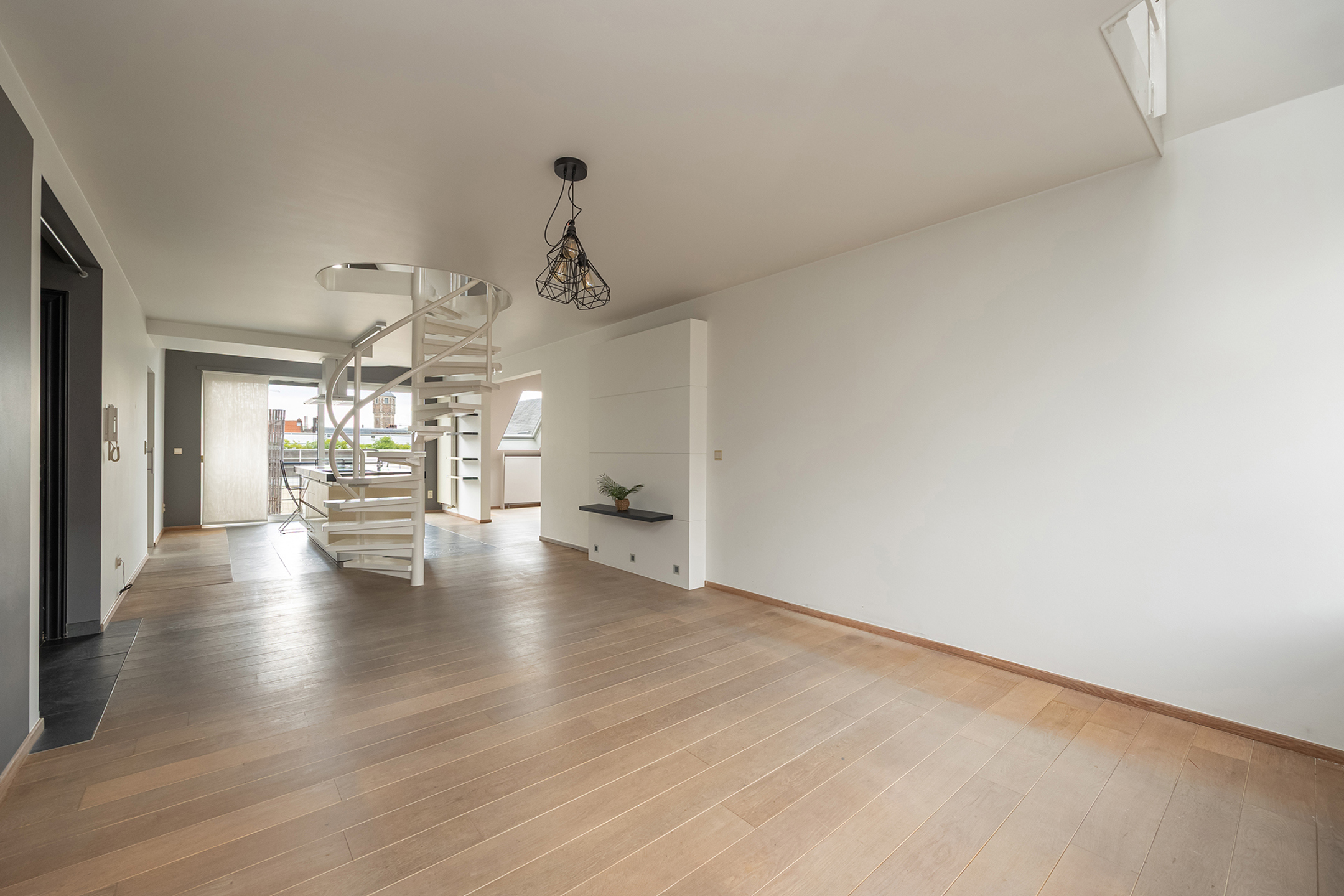 ANTWERPEN - Penthouse met terras en zicht op de kathedraal - foto 3