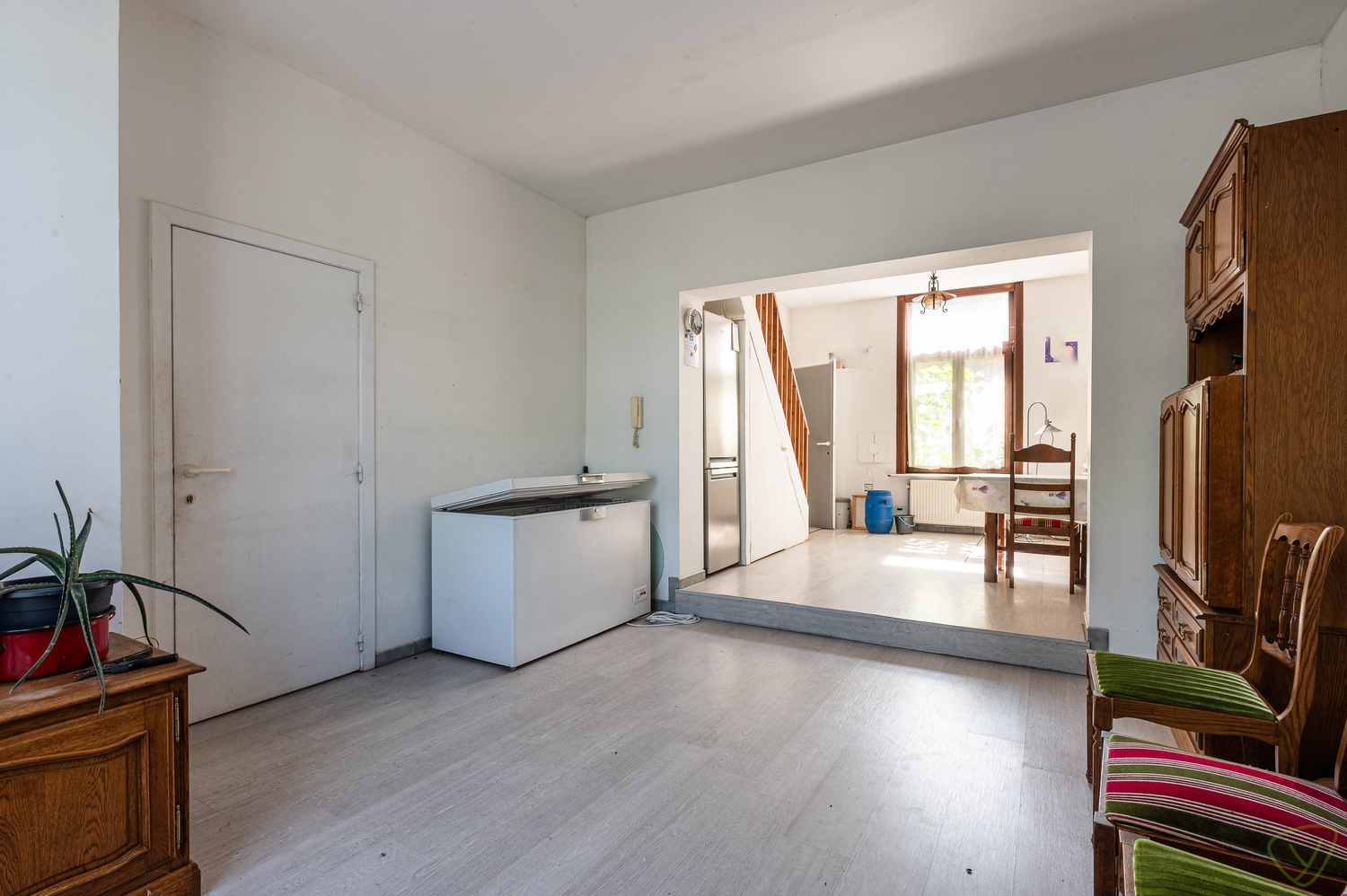 Te renoveren woning met veel potentieel - foto 5