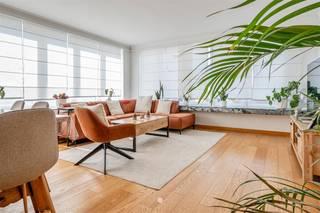 <p><span>Sint-Niklaas - Ready to move in, bright and energy efficient apartment with garage</span></p><p><span>Looking for a ready-to-use apartment in the center of Sint-Niklaas with lots of light and comfort? This renovated and energy efficient apartment on the third floor (elevator available) combines an excellent location with a quality finish and a pleasant layout.</span></p><p><span>The main assets in a row:</span></p><p><span>- Central location, everything within walking distance</span></p><p><span>- Very bright and spacious living space with parquet flooring</span></p><p><span>- Fully fitted kitchen with all mod cons</span></p><p><span>- Two beautiful bedrooms, one with terrace</span></p><p><span>- Modern bathroom and separate toilet</span></p><p><span>- Basement storage included</span></p><p><span>- Elevator and common bicycle shed</span></p><p><span>- Private garage (mandatory on purchase)</span></p><p><span>The layout is as follows:</span><span><br />Through the entrance hall with practical storage space you enter the apartment. This gives out onto the spacious and bright living space finished with parquet, which immediately offers a feeling of openness and comfort. Next is the fully equipped kitchen with ceramic hob, extractor hood, oven, dishwasher and fridge freezer.</span></p><p><span>The nighthall leads to the modern bathroom, equipped with a double sink, a spacious walk-in shower and connection for the washing machine. There is also a separate toilet and two full-sized bedrooms in parquet flooring, one of which has access to the terrace.</span></p><p><span>A private cellar storage room belongs to the apartment. Bicycles can be stored safely in the communal bike shed. A private garage can be purchased for </span><span>20,000 euros</span><span>.</span></p><p><span>In short:</span><span> this turnkey, energy-efficient apartment is ideal for those who want to live comfortably and centrally, without sacrificing space or light. Plan your visit soon and be surprised!</span></p>