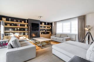 KRAAINEM nabij WOLUWE-SAINT-PIERRE - Wij stellen u dit prachtige volledig gemeubeld 2 kamer appartement voor van +/-128m², ideaal gelegen nabij...
