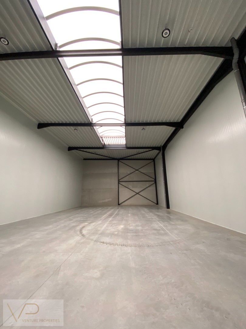 Gloednieuwe KMO units te huur in hoogtechnologisch bedrijvenpark - foto 1